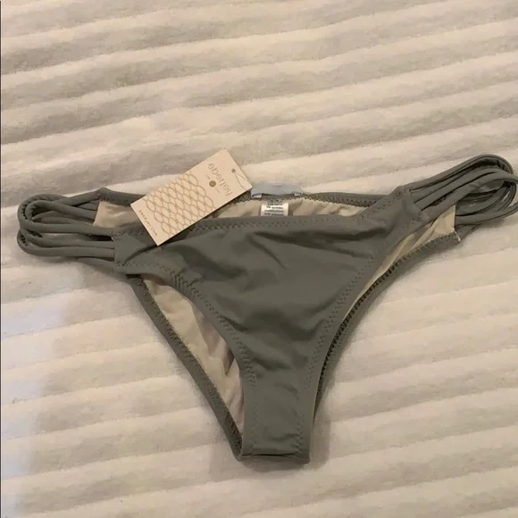 NWT eberjey swim bottom. Size Small. XENIA SEAGU​​​​​​​​​​​​​​​​​​​​​