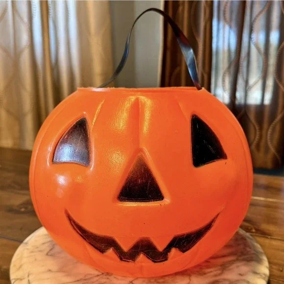 VTG 80s Halloween Trick Or Treat Jack-O-Lantern Blow Mold Pumpkin Candy Bucket