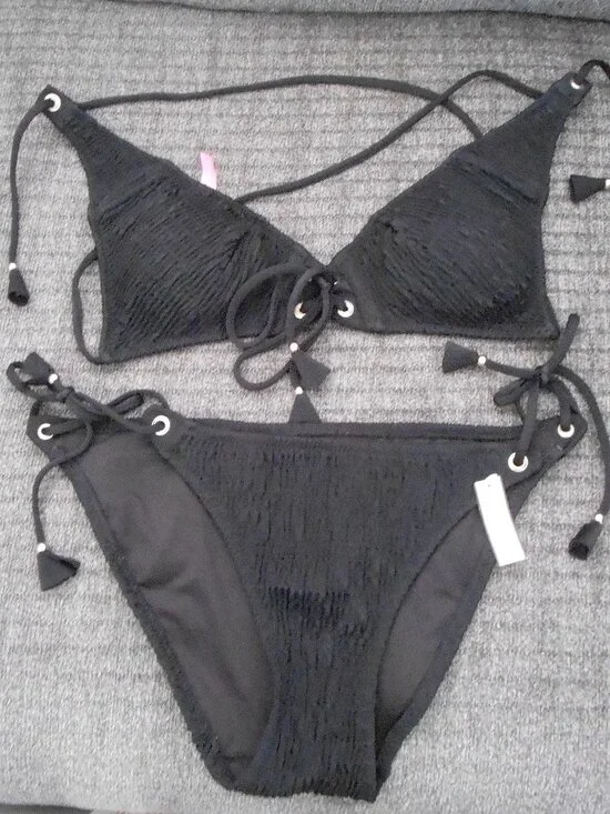 Victoria Secret Women's Black Ribbed 2 Pc Halter Top Bikini Bathing Suit Size-M