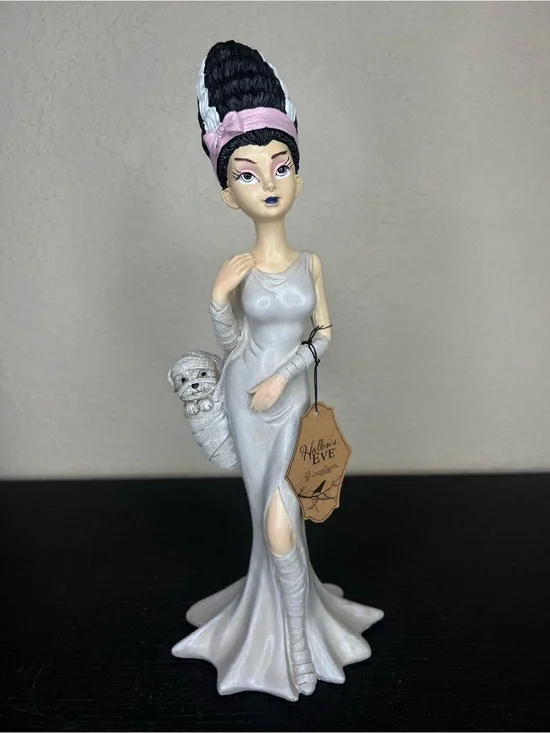 NEW Hallow's Eve Bride of Frankenstein with Puppy Figurine