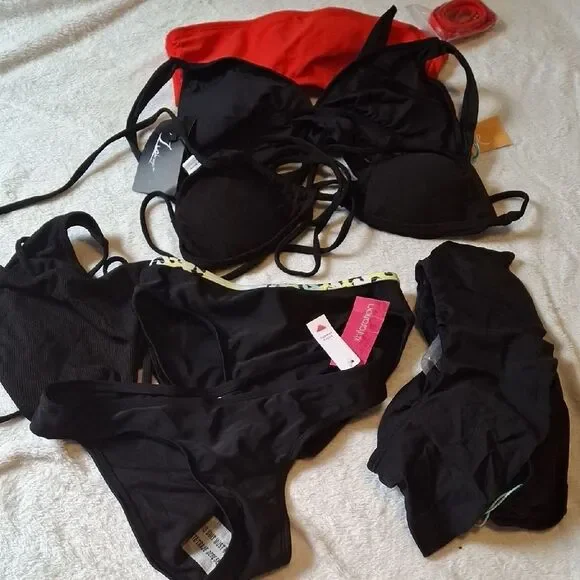 Lot Of 6, 3 Top 3 Bottom, Mixed Brand S Black and Red Bikini (Swi051)