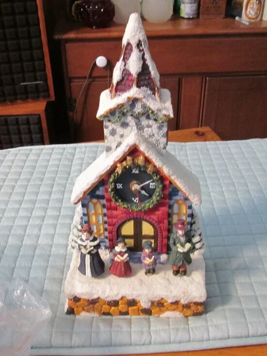 House of Lloyd CATHEDRAL CLOCK WITH carolers 14 in in box