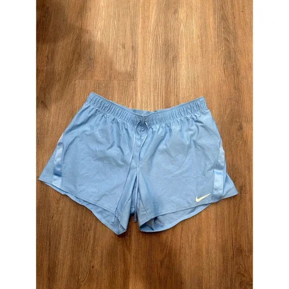 Nike‎ Dri-FIT Womens XL Light Blue Running Athletic Shorts Elastic Waist Swoosh