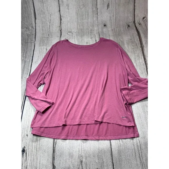 Nike Yoga Dri-FIT Top Women‎ 2X Plum Pink Athletic Minimalist Long Sleeve