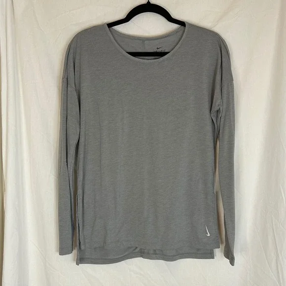 Nike Dri-FIT Long‎ Sleeve Top Women's Small Gray Athletic Training Shirt