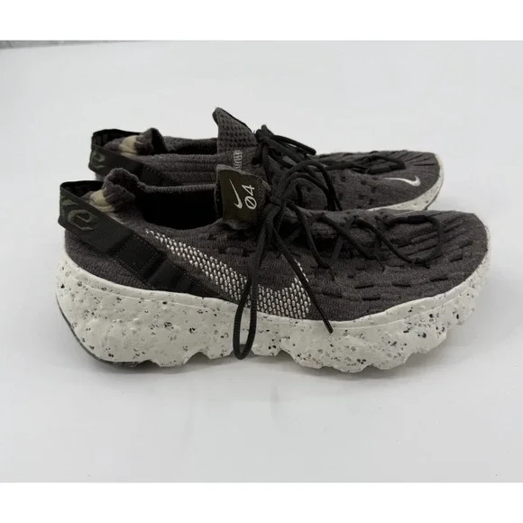 Nike Space Hippie '04 Women's Size 9‎ Running Shoes Gray Green White