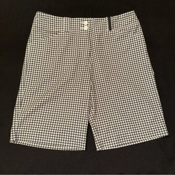Nike Golf shorts‎ ladies size 6 black & white houndstooth check with pockets