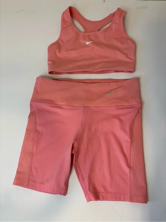 Nike Coral Pink Ribbed High-Waist Bike Shorts