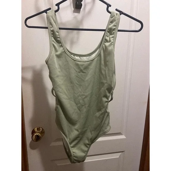 Milumia Sage Green Ribbed Cut Out One Piece Swimsuit Monokini NWT Size 13-14Y