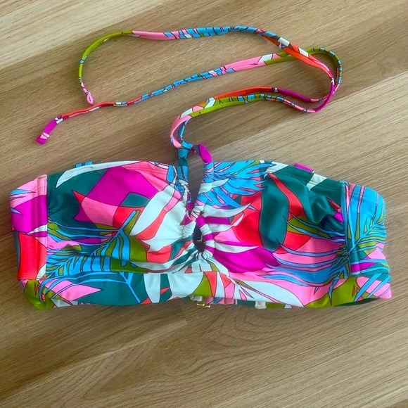 Multicolor Swimsuit Top‎ Size 1X
