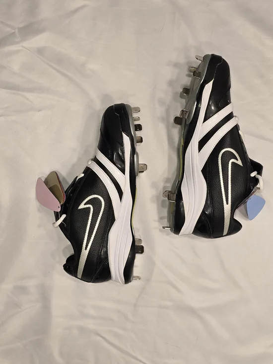 Nike Black and White Baseball Cleats with Colored Heel Tabs