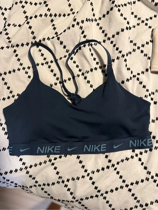 Nike Navy Logo-Trim Lightweight Sports Bralette NWOT