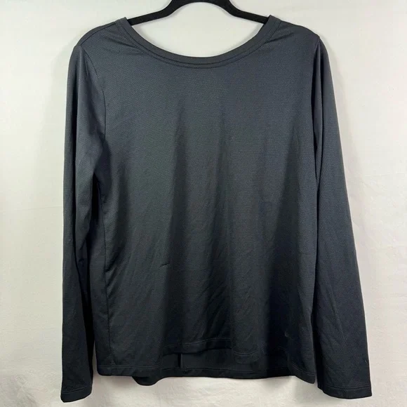 Nike Dri-Fit Black Long Sleeved Shirt Women’s Size M