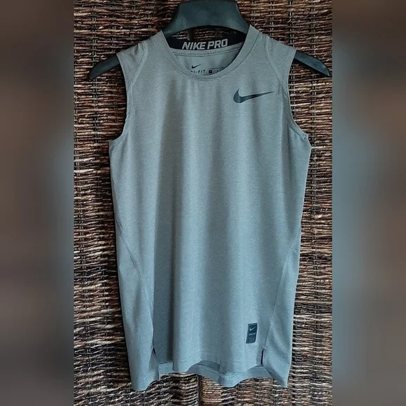 Nike Pro Tank Top Medium Gray Dri Fit Fitted Compression Athletic Workout Active