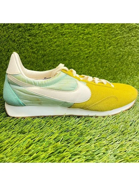 Nike Montreal Racer Womens Size 9.5 Yellow Green Athletic Tennis Shoes Sneakers