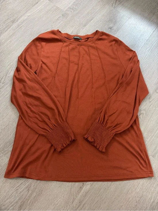 Smocked Cuff Long Sleeve Top in Rust