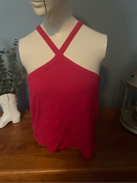 Old Navy Women's Fitted Rib-Knit Halter Tank Top.  Size 2x