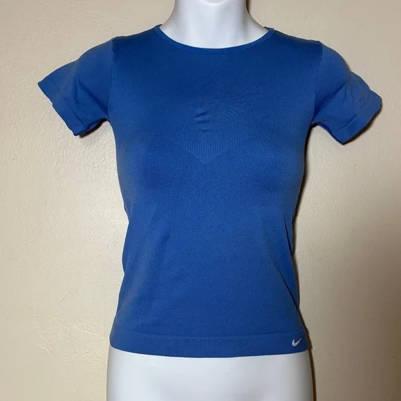 Nike Women's Royal Blue Short Sleeve Performance Tee
