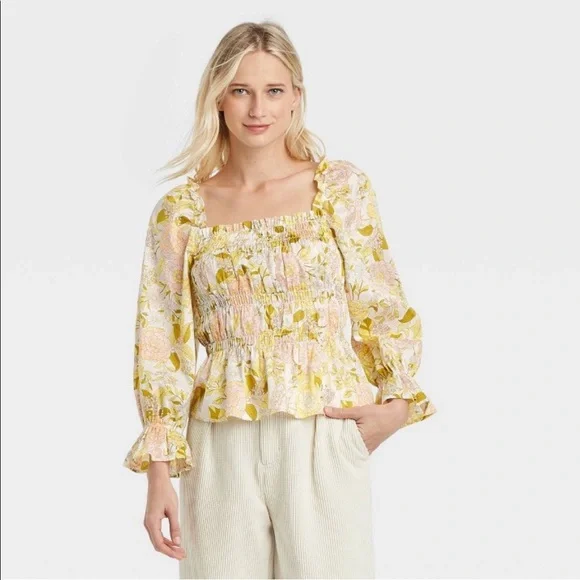 Who What Wear Floral Peplum Top