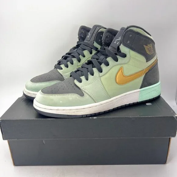 Nike Air Jordan 1 Retro High Mint Foam Green 332148-300 Sz 5.5Y / 7 Women’s
