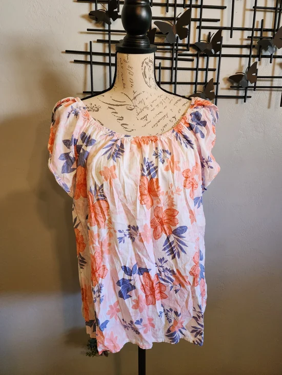 GAP Peach and Blue Tropical Floral Top With Tulip Sleeves