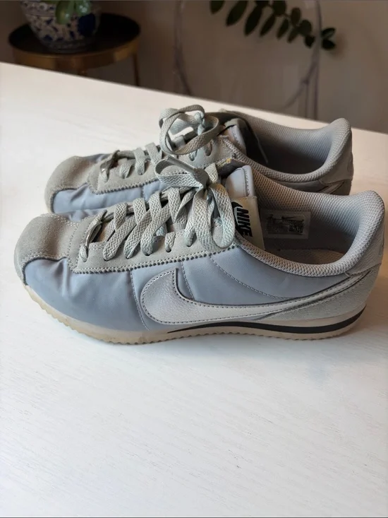 Nike Cortez Sneakers