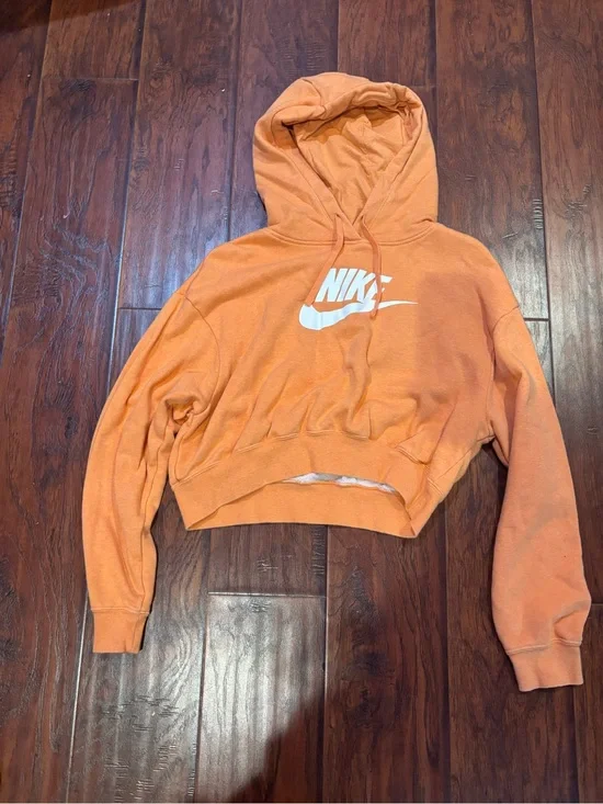 Nike Women's Orange Cropped Pullover Hoodie