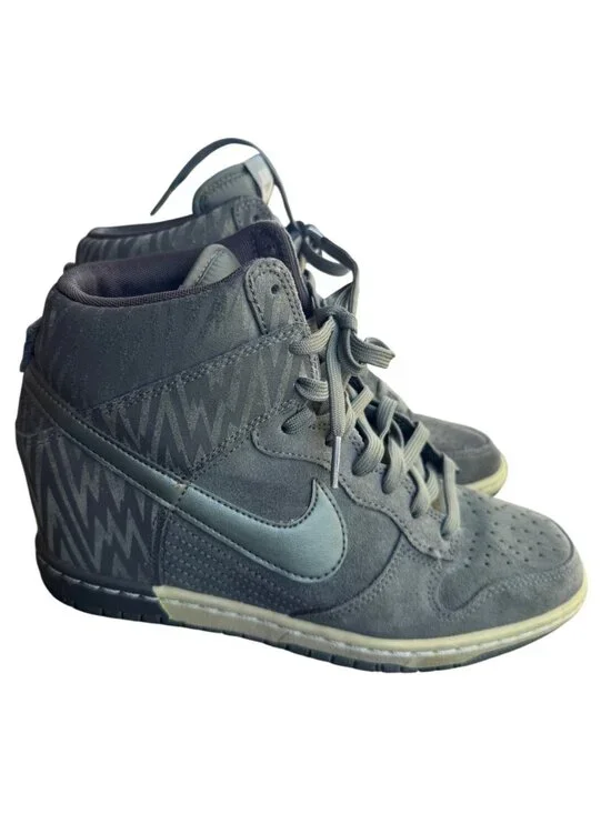 Nike Dunk Sky Print High Women’s Shoes Size 7 Gray Suede Hidden Wedge Sneakers