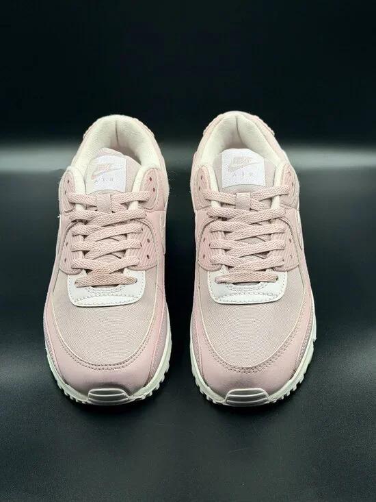 Nike Wmns Air Max 90 'Plum Fog Camo'