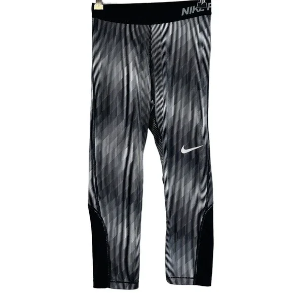 Womens S Nike Pro Cool Stairstep Capri‎ Tights Athletic Pants Black White Stripe