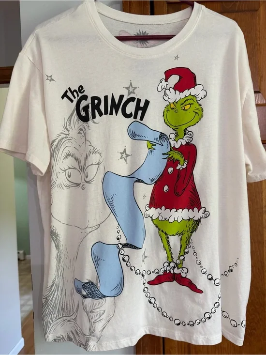 The Grinch Story Graphic T-Shirt Double Sided Women’s XL