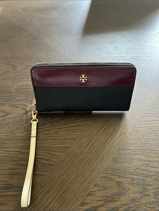 Tory Burch Emerson Mixed Material Continental Wristlet Clutch Wallet LIKE NEW