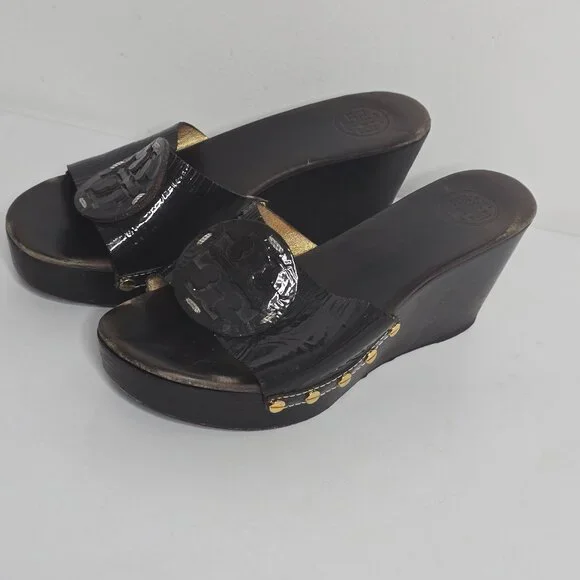 Tory Burch Patti Brown Sandals Size 8 M Patent Slides‎ Logo Platform Wedge Mules