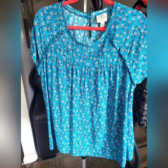 SJB.  NEW WITH TAGS TEAL FLORAL BLOUSE.  XXL
