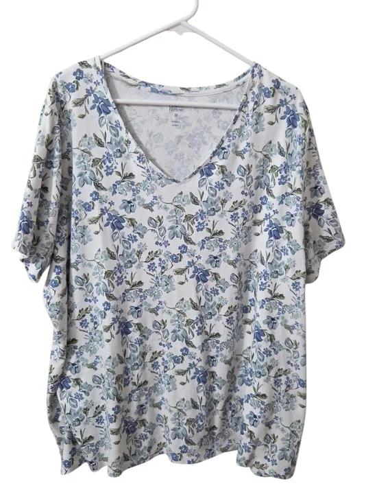 croft & barrow Light Blue Floral V-Neck Short Sleeve Tee