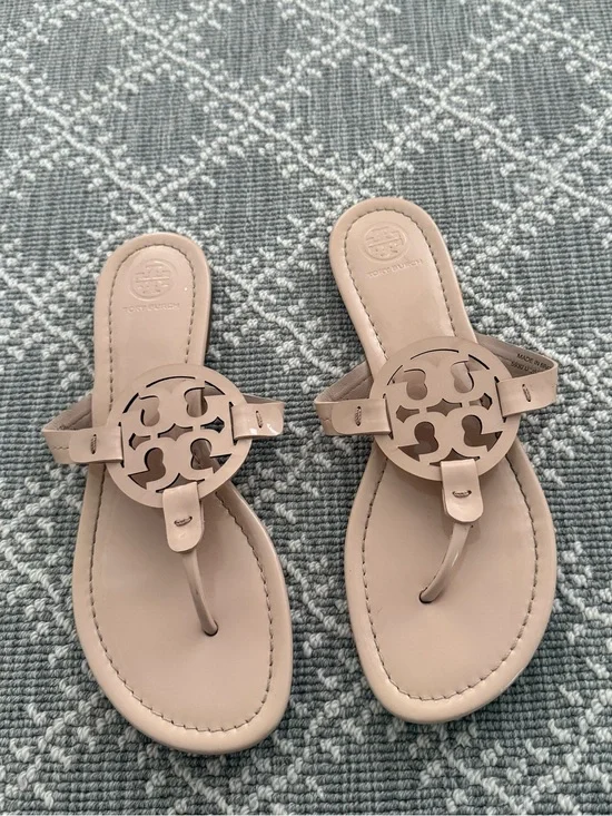 Tory Burch miller sandal size 8.5 color sea shell pink