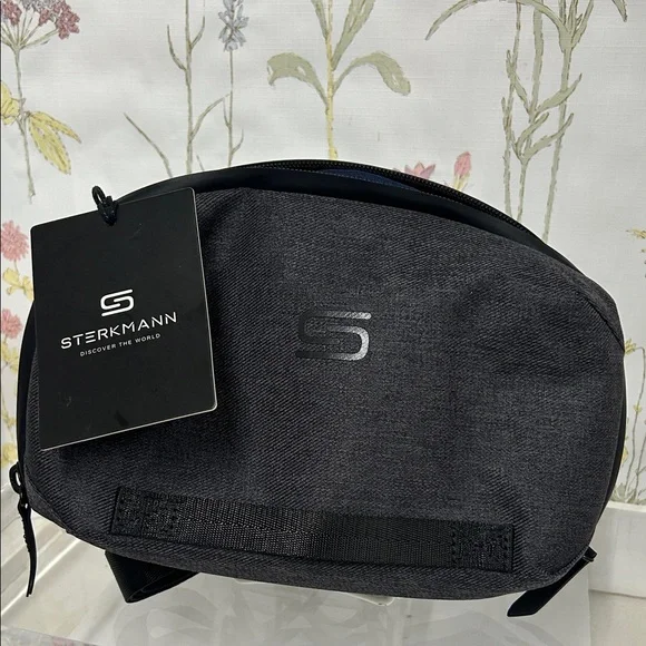 STERKMAN Gray TECH POUCH