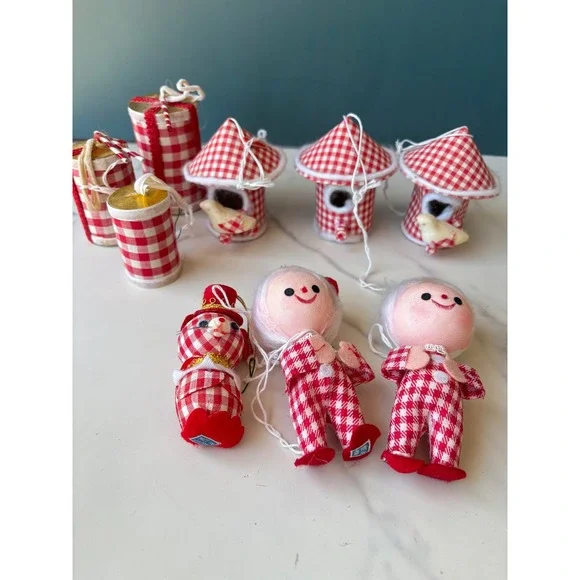 Vintage Red Gingham Christmas Ornaments Set 9pc Spun Cotton Made in Japan Retro