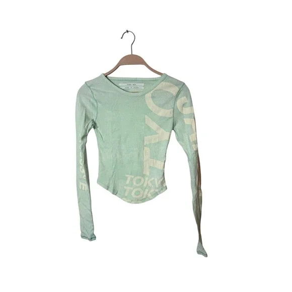 Urban outfitters Silence + Noise long sleeve mint green fitted knit shirt size s