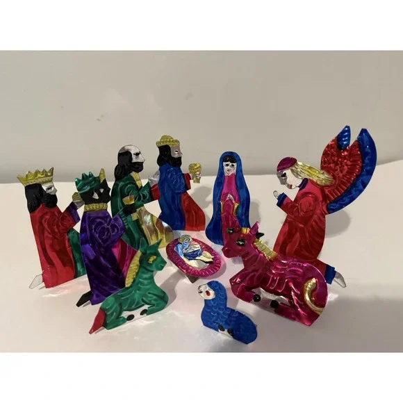 Vtg Punched Tin Metal Colorful Nativity Christmas Set Mexican Folk Art