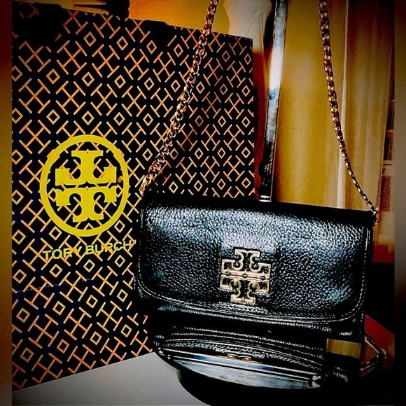 Tory Burch Black Leather Clutch Wallet