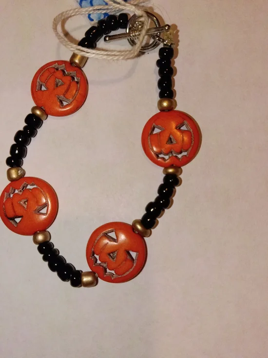 Halloween Pumpkin Beaded Bracelet - Orange & Black