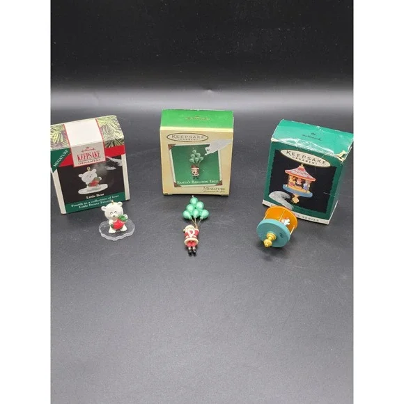90 Little Bear 04 Santa Balloon Tree & 96 Santa Little Big Top Hallmark Ornament