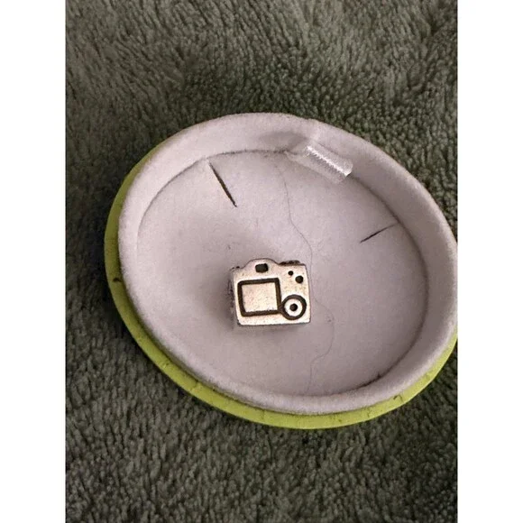 Pandora 925 Retired Sterling Silver Camera Item #790961 Charm Photography
