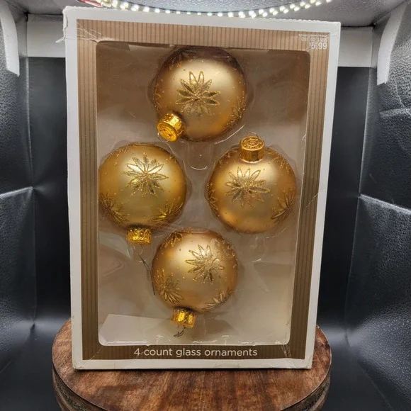 2007 Target 4 Count Glass Ornaments Gold