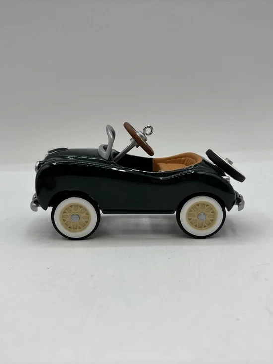 Hallmark Keepsake Ornament 2003 Vintage 1949 Gilliam Sport 10th In The Series