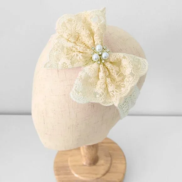 NWT Pretty Boutique Girls Beaded Lace Bow Headband Cute Hair Accessories Cream