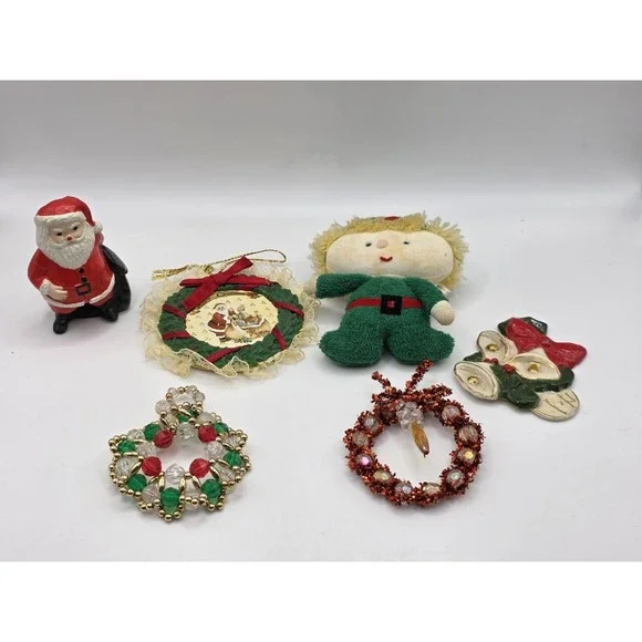Miscellaneous Christmas Ornaments Santa, An Elf Wreaths Lot Of 6