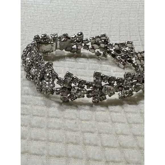 Gorgeous vintage bracelet