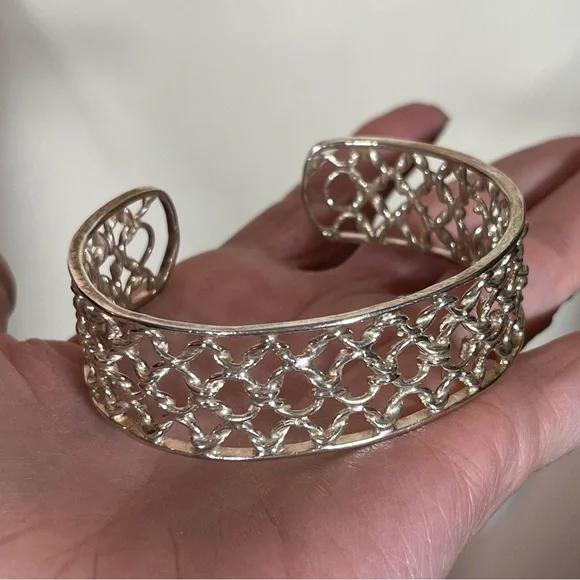 Vintage .925 sterling silver southwestern Woven Wide cuff Bracelet